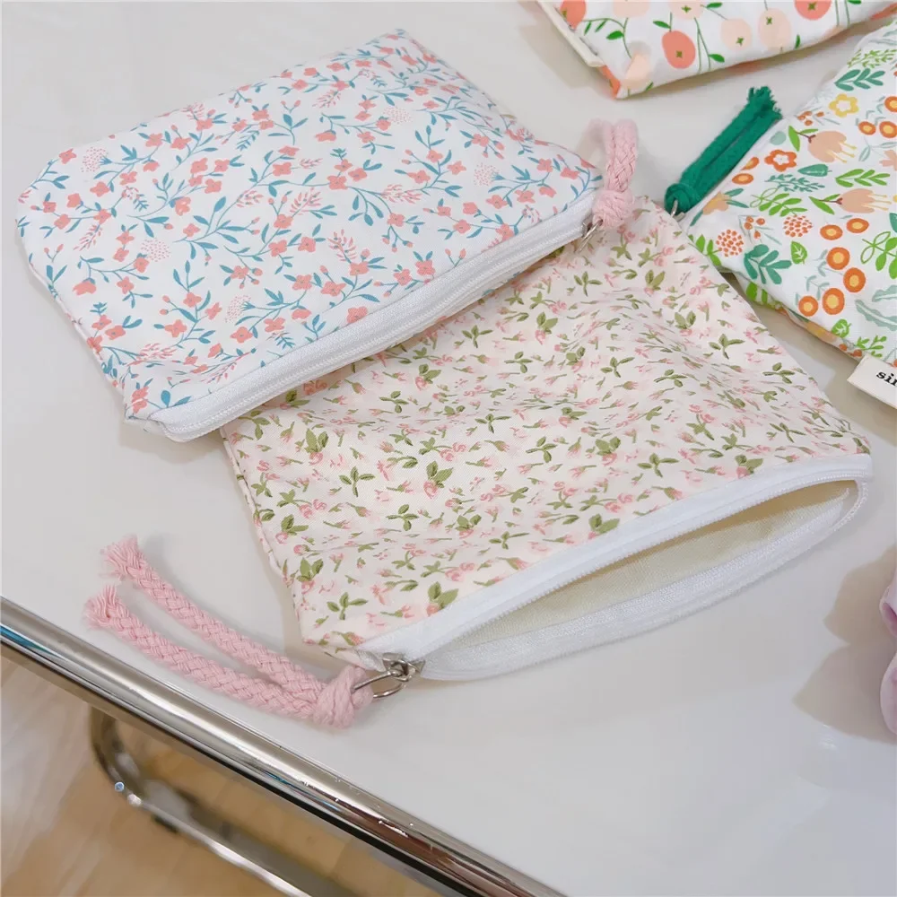 Small Cosmetic Bag Fresh Pink Floral Cotton Coin Purse Mini Cloth Card Case Earphone Lipstick Storage Pouch Cute Makeup Case