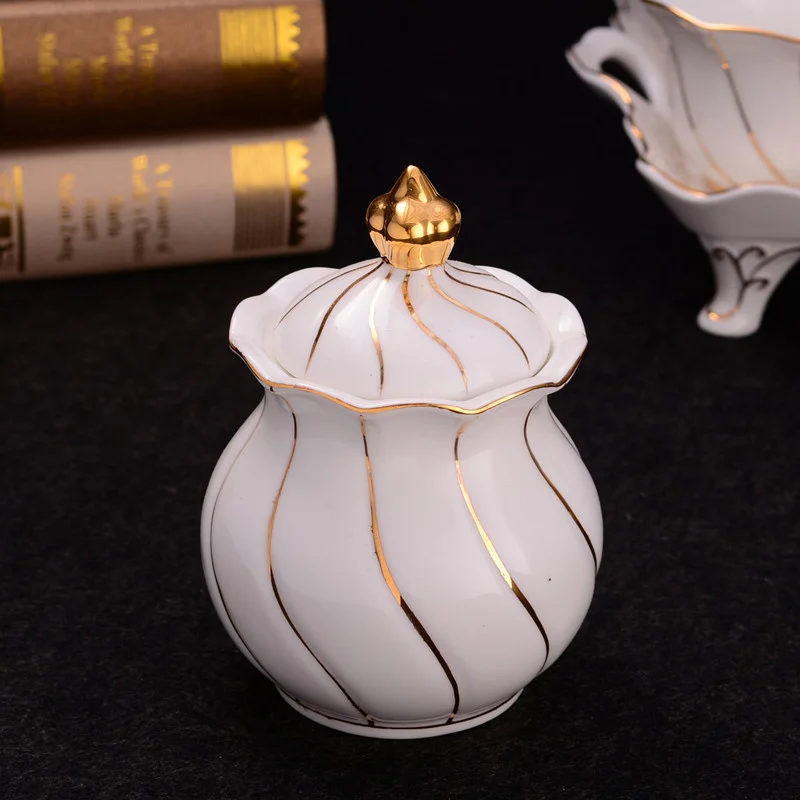 Lotus Sugar Bowl With Gold Line European Court Luxurious Cafe Coffee Shop Household Cube Sugar Pot Ceramic Coffeeware Candy Jar