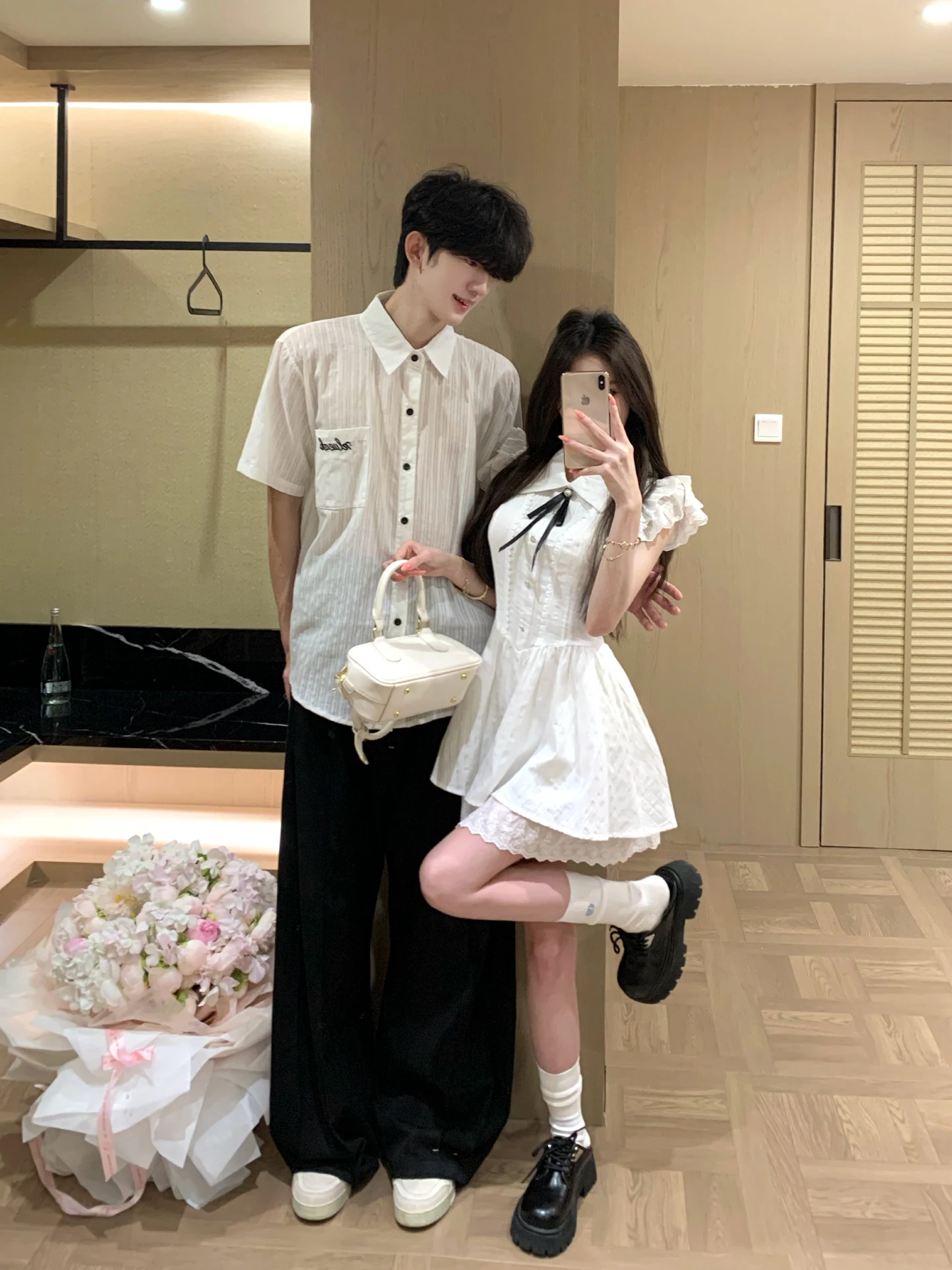Sweet Collar Short Sleeve Shirt Couple's Outfit Waist Cinched Puffy Dress Men's Standard Fit French Style Button up Casual Wear
