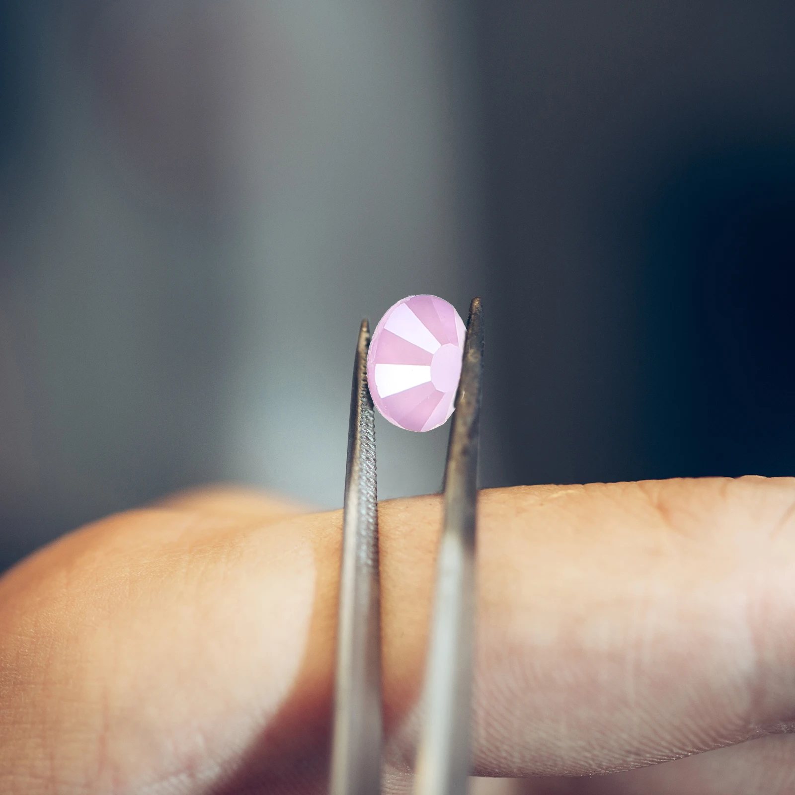 

820Pcs Glass Rhinestones Nail Art Decorations Flatback Nail Diamonds for Acrylic Nails Creative DIY Manicure Design Tools