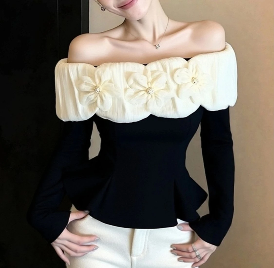 Black One Shoulder Flower Top 2025 Winter Style High End Interior Undercover for Women