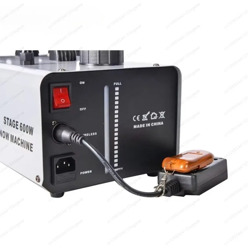 

Remote Control Snow Machine for Stage Effect Performances and Film Set Water-based Snow Fluid Safe for All Occasions Snow Maker
