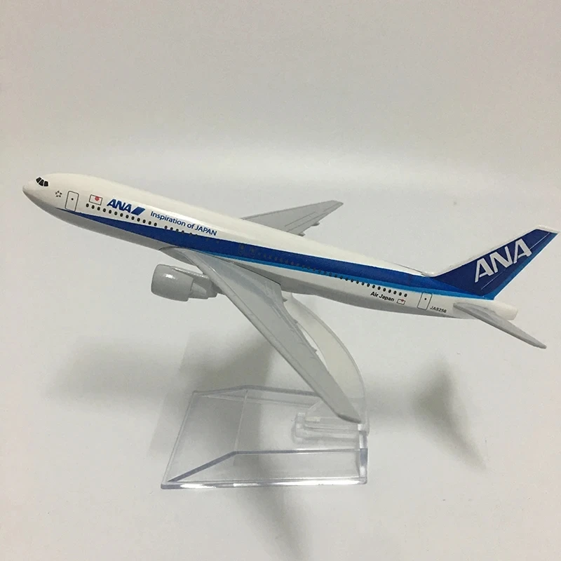 16 سنتيمتر B777 ANA الهواء 1:400 مقياس 777 نموذج طائرة مع قاعدة سبيكة الطائرة لعرض التذكارية تحصيل هدية الديكور