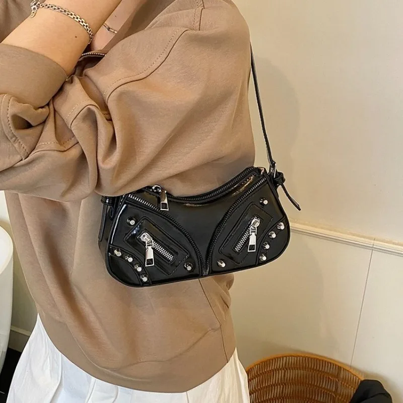 

Уникальная оригинальная ретро-сумка для подгузников в винтажном стиле для женщин, сумка через плечо, роскошная дизайнерская сумка для подгузников от известного бренда, стильная сумка для подгузников.