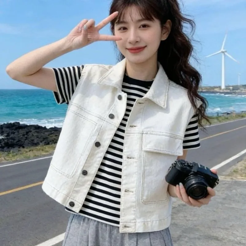 Sweet Cool Big Pocket White Denim Vests New Spring Summer Retro 2026 Loose Versatile Design Sleeveless Vest Women Jeans Vests