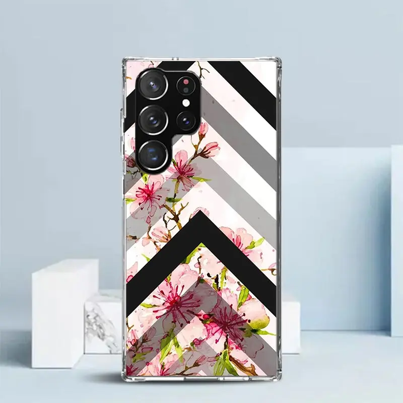 Black White Stripes Flower Phone Case For Samsung Galaxy S22 S23 S24 Ultra S21 S20 FE S10 Plus S10E S9 S8 + S7 Edge Soft TPU Bac