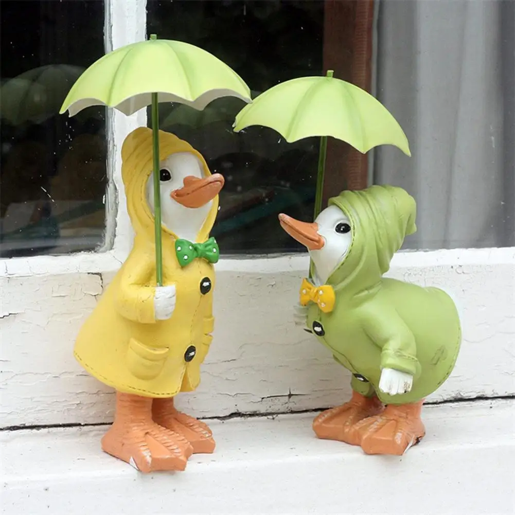 Duck Statue Miniature Duck Cute Micro Landscape Raincoat Duck Statue Miniature Duck Raincoat Duck Figurine Lawn Garden Decor