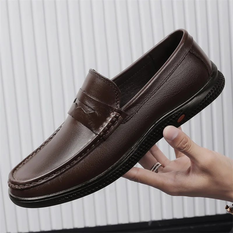 Luxury Brand Loafers Men Slip-on Brown Formal Business Leather Shoes British Style Men Shoes Fashion Thick Bottom Wedding Shoes