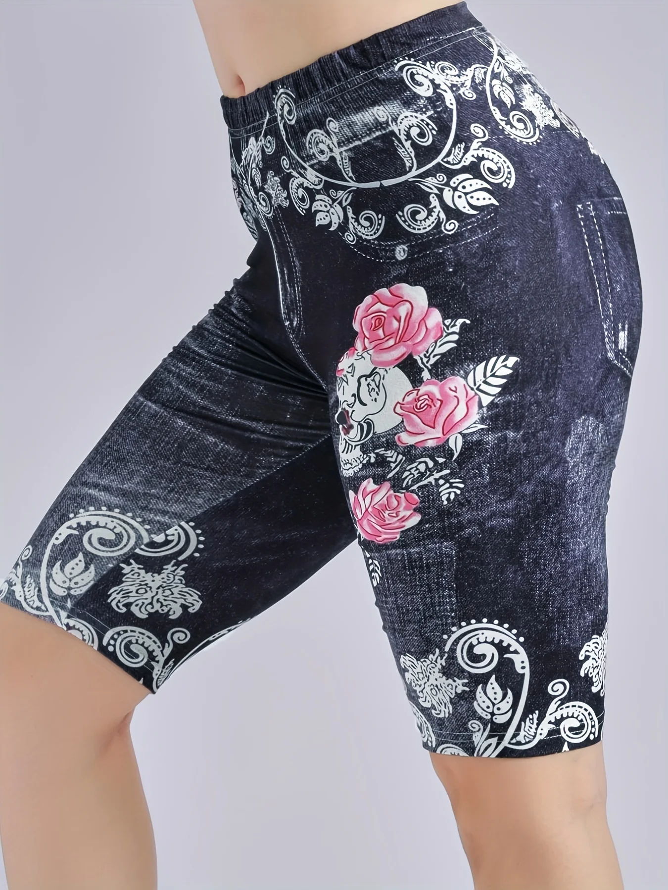 Women\'s Tight Fitting Imitation Denim Leggings Skull Printed Elastic High Waisted Shorts Casual Pants