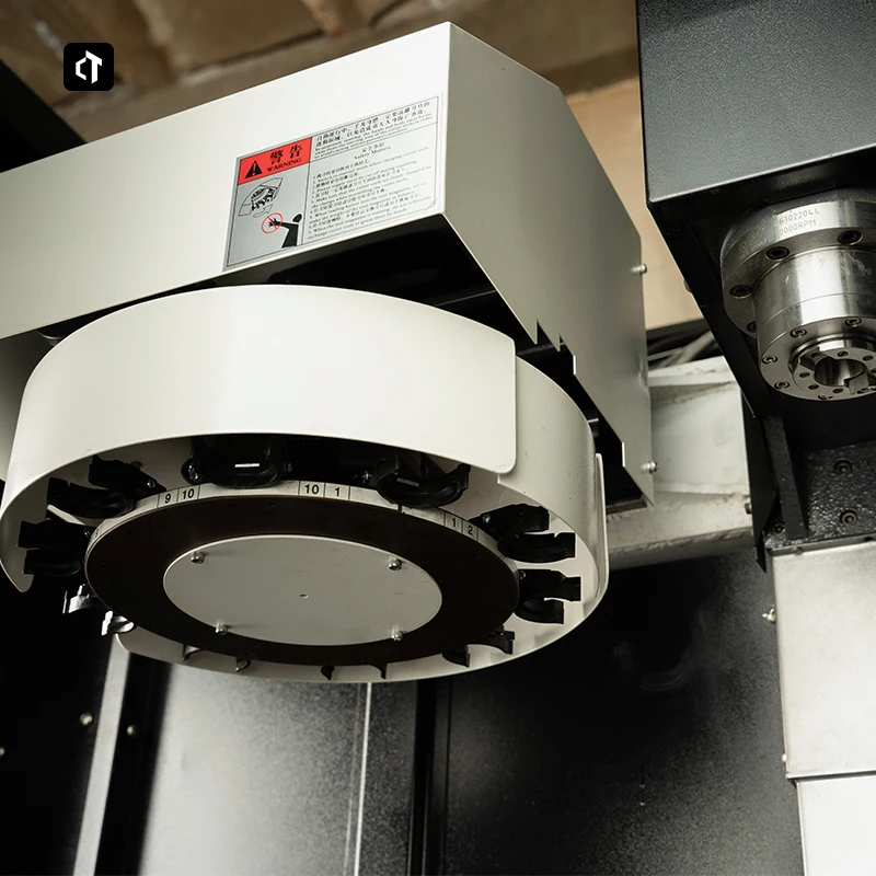 Centro de fresado CNC CTVMC420L