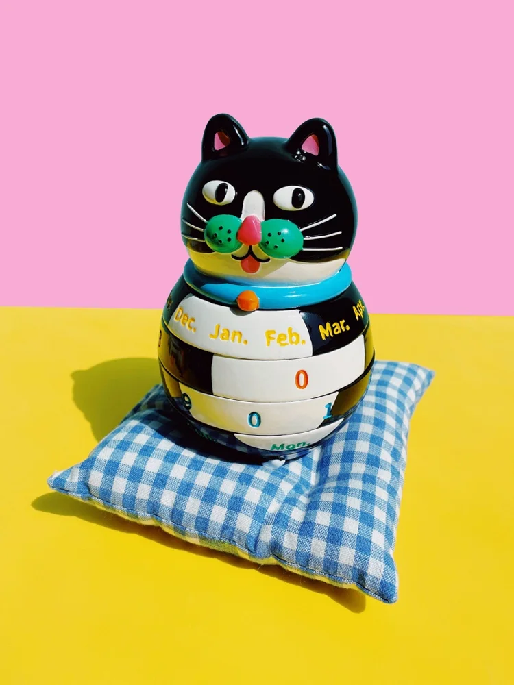 Uody Cute Rotating  Calendar Creative Home Decorations Gifts for Moving Birthday Gifts for Men And Women Desktop Resin Craft