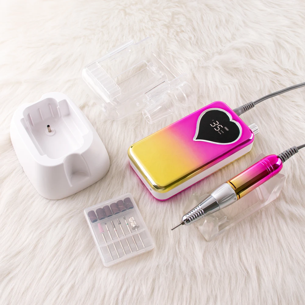 Venda quente OEM Profissional Forma de Coração HD Display 35000rpm Elétrico Recarregável Sem Fio Máquina Broca de Unhas Manicure Portátil