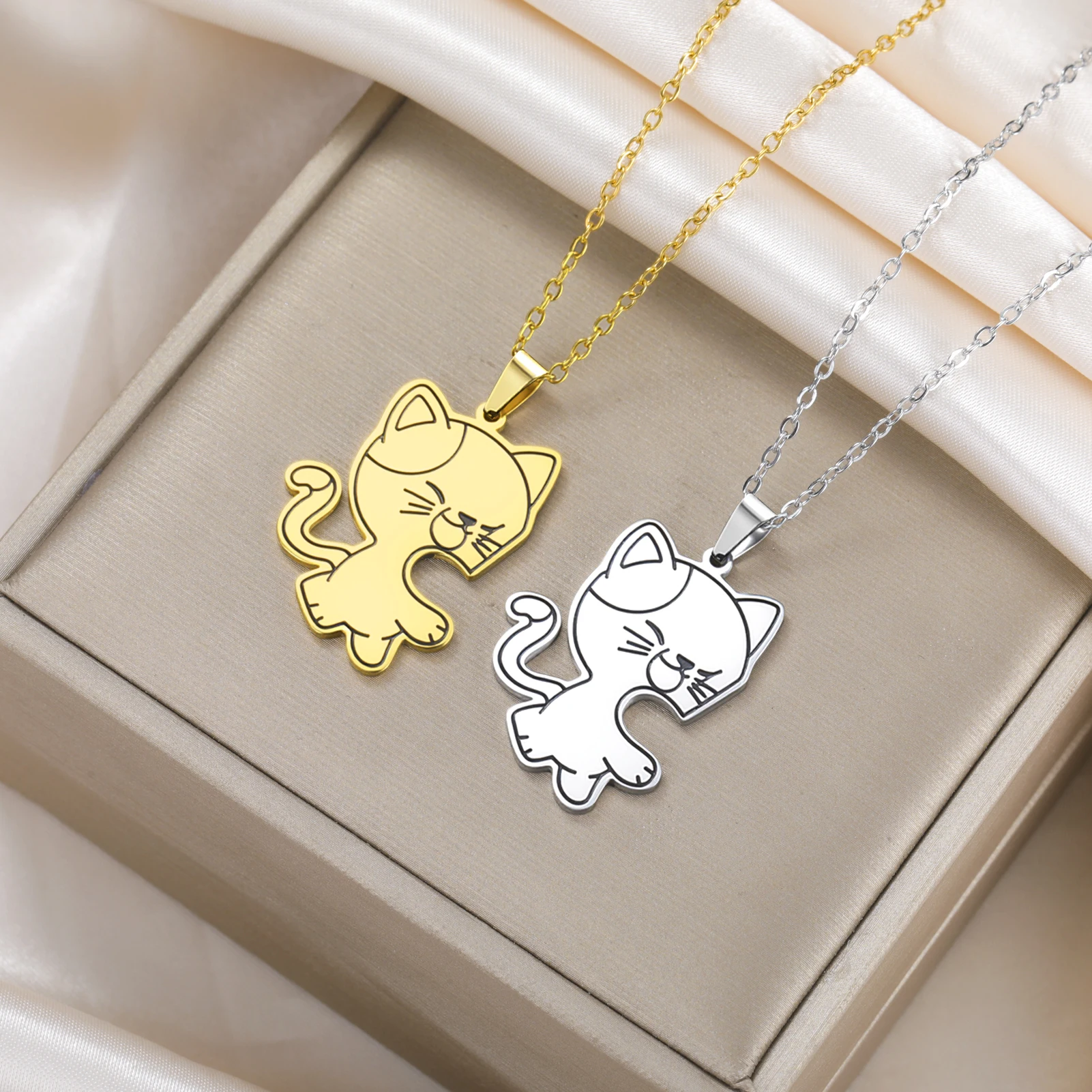 Amaxer Best Friend Two Cats Pendant Necklaces for Women Men Couples Yin Yang Friendship Jewelry Gifts