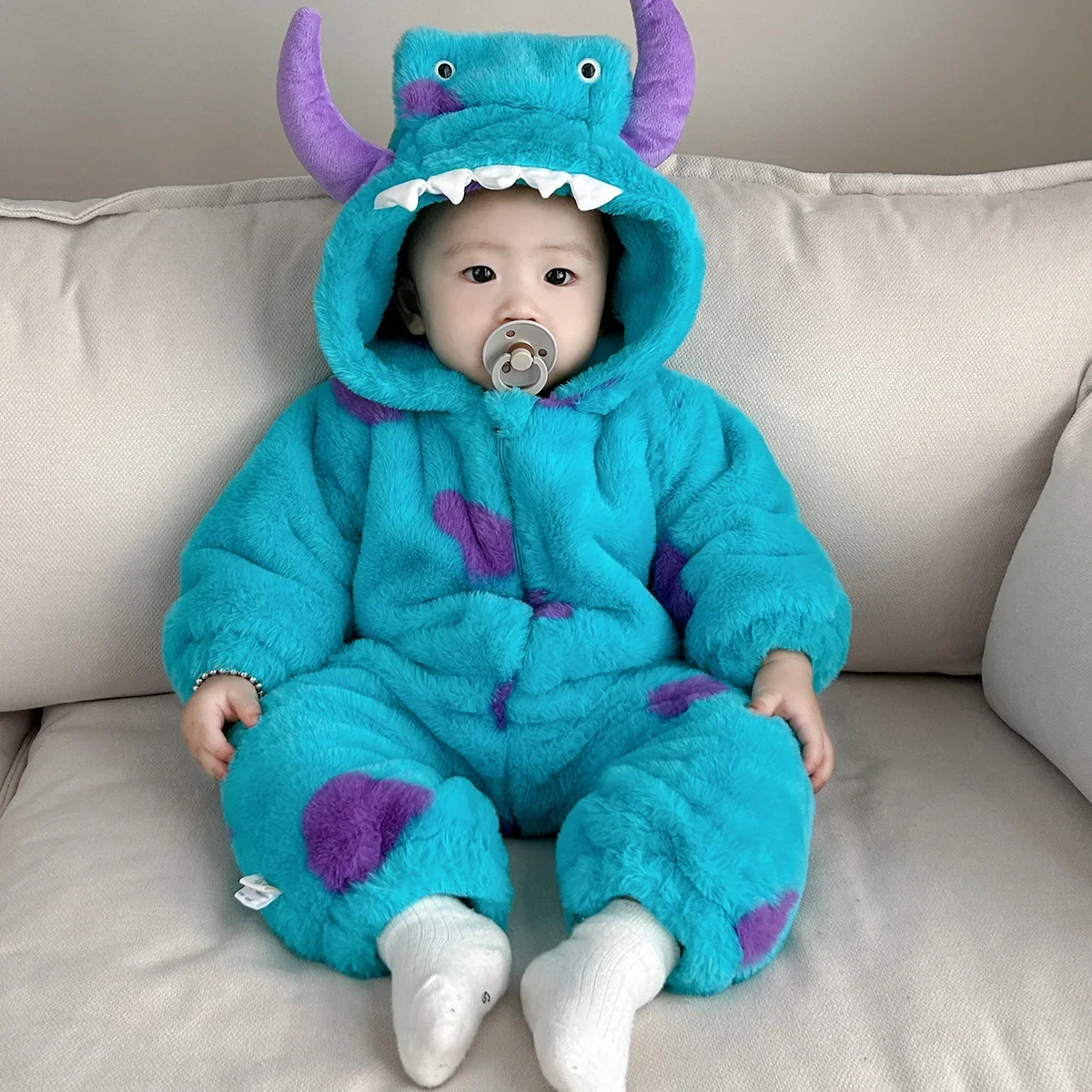 

Baby Jumpsuit Thick Plush Warm Cotton Rompers Autumn and Winter Baby Clothes Cute Little Monsters Outerwear Hooded Rompers