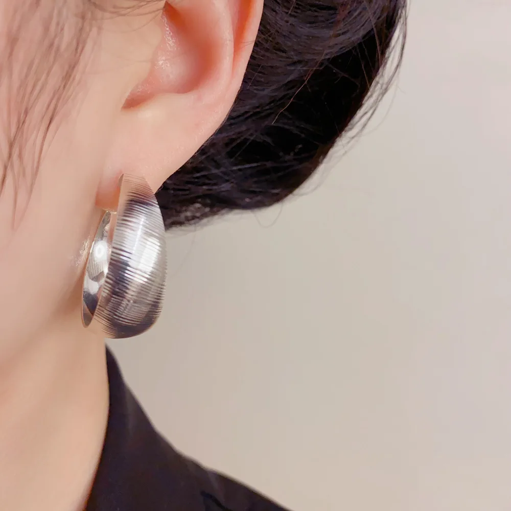 Exaggerated striped texture earrings temperament simple unique earrings women