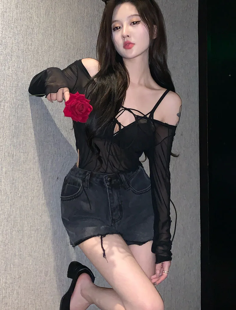 

Summer Sexy Pure Desire Thin Black Long Sleeve T-shirt Bottom Mesh Top Short One Shoulder Look Thin Cover Shirt for Women