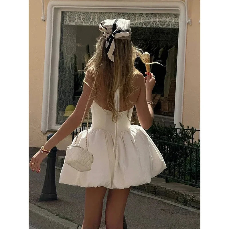 JINIA Mini abito plissettato con orlo a sbuffo, girocollo, senza maniche, vita alta, vestibilità slim estiva