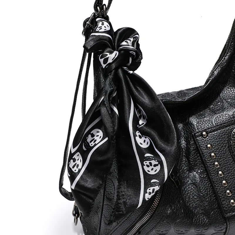 Fashion High-capacity Shoulder Underarm Bag Y2k Aesthetic Punk Rivet Skull Handbags Vintage Women Grunge Zipper Tote Bags Trendy