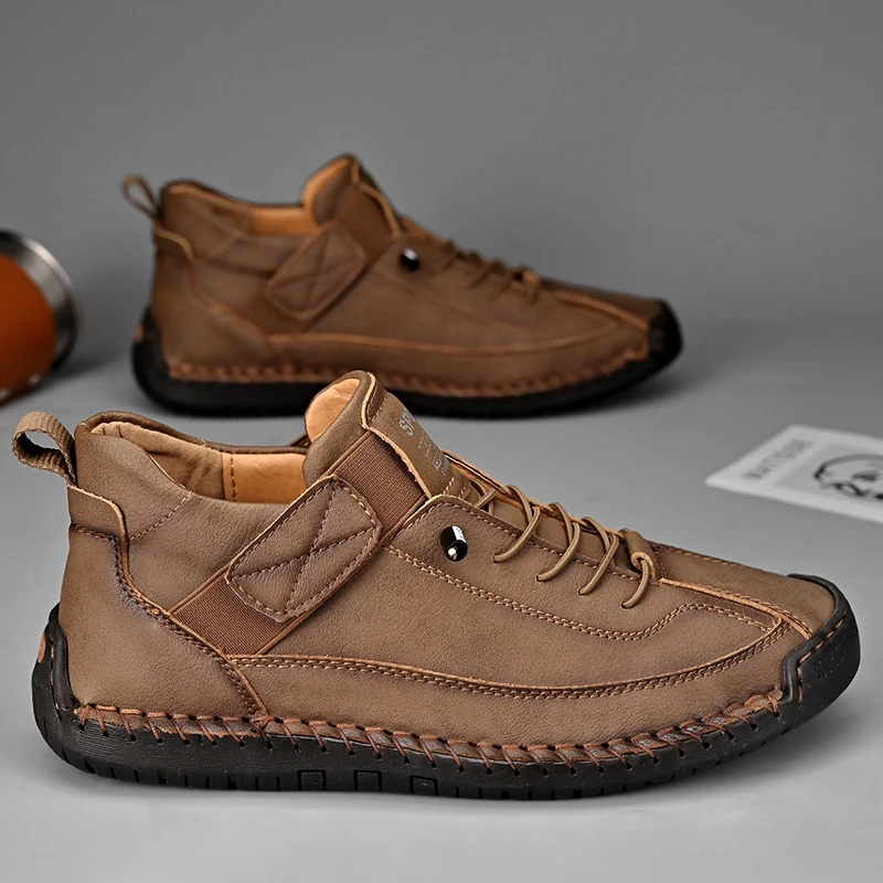 

Genuine Leather Men Casual Shoes Breathable Sneakers Fashion British Style Loafers Men Luxury Designer Boat Shoes Zapatos Hombre