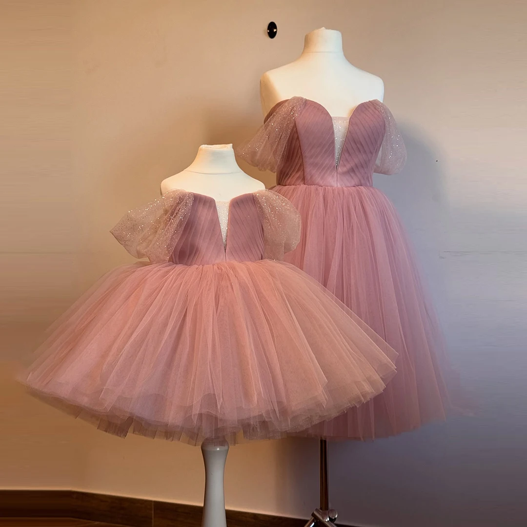 

Dusty Pink A-line Ruffled Tulle Dresses For Mother And Daughter Birthday Party Wear Long Dress With Glitter Mesh Real Images
