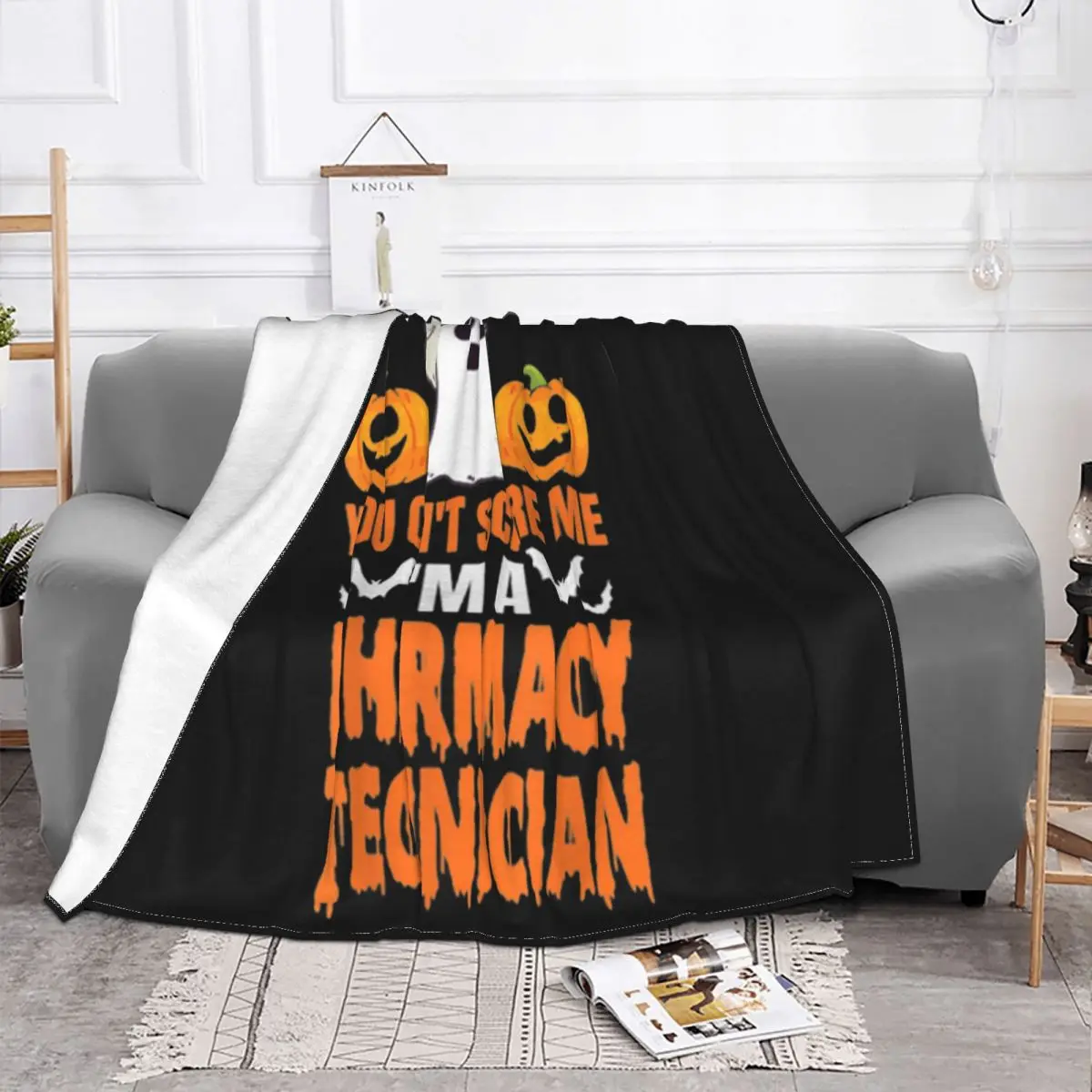 Awesome You Can'T Scare Me I'M A Pharmacy Technician Halloween Gift 2021 Latest Throw Blanket