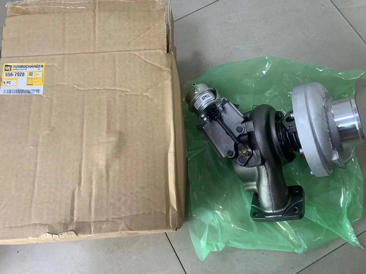 E323 326 330GC محرك الديزل الشاحن التربيني توربو 556-7928 الأصلي 5567928