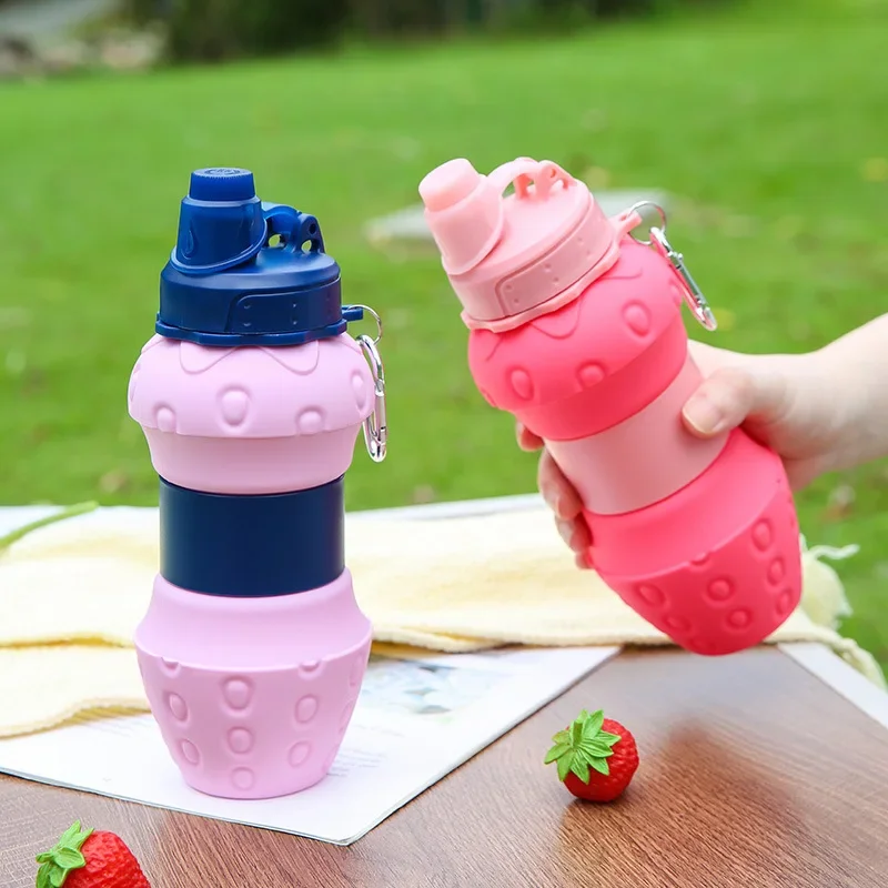 

Silicone Folding Children's Sports Water Bottle Creative Strawberry Stretchable Water Bottle Portable Telescopic Sports Bottle