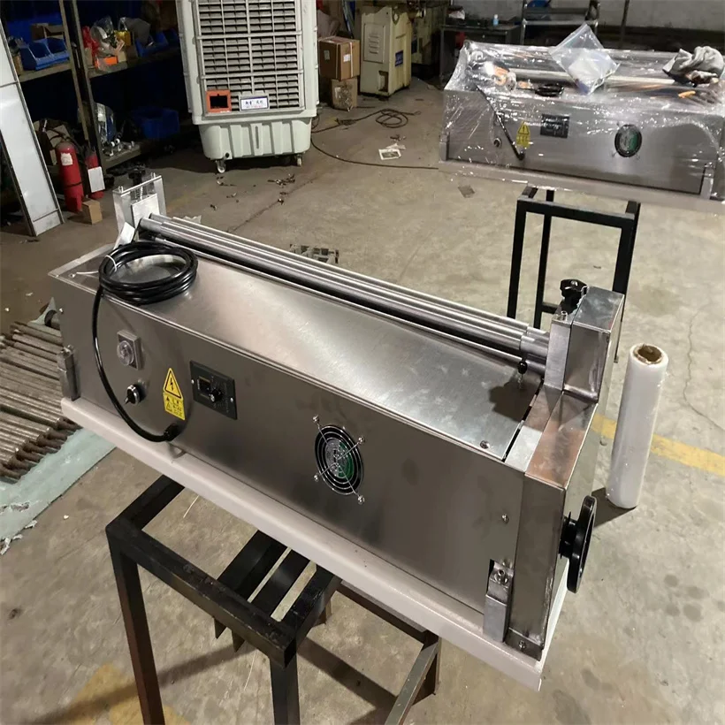 آلة طلاء الغراء البارد الساخن آلة لصق الطاولة