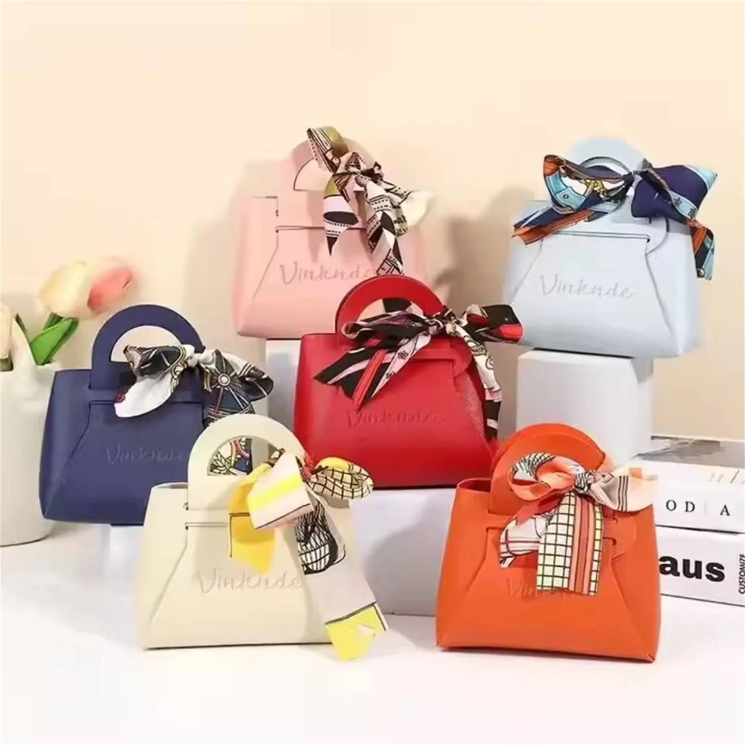 50Pack Bulk Custom Logo Fashion Pu Leather Small Portable Candy Gift Box Bow Jewelry Packaging Bags Wedding Party Present Bag