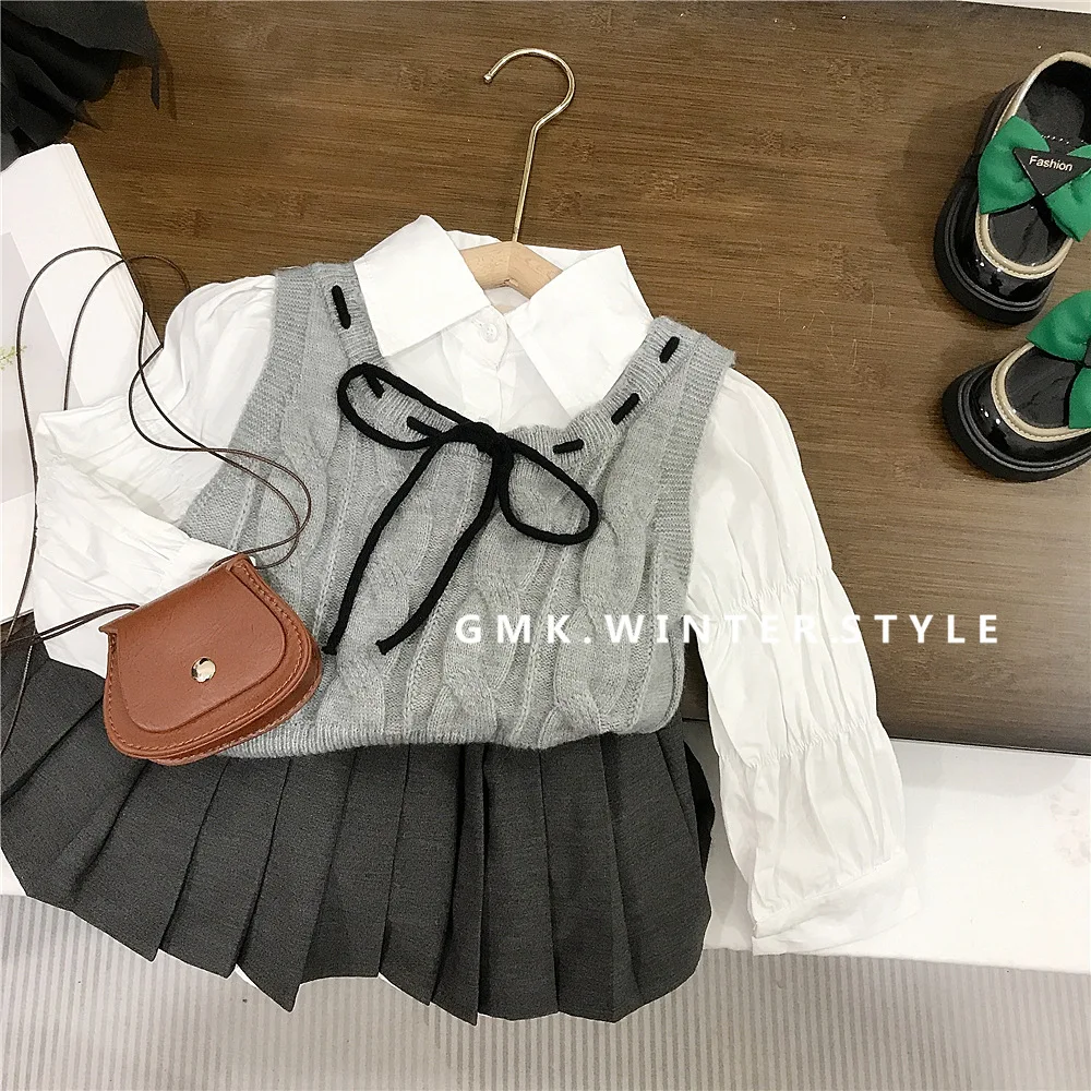 Korean Spring New Baby Girl 3PCS Clothes Set Cotton Trench Sleeve Blouses Bow Solid Knitwear Vest Pleated Skirt Kid Girl Outfits