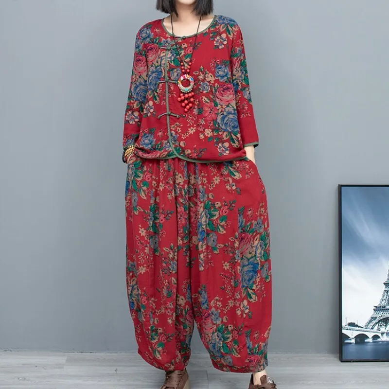 

2024 Spring Summer New Large Flower Plate Buckle Round Neck Long Sleeved Top + Pumpkin Pants Two-piece Set Women LX330