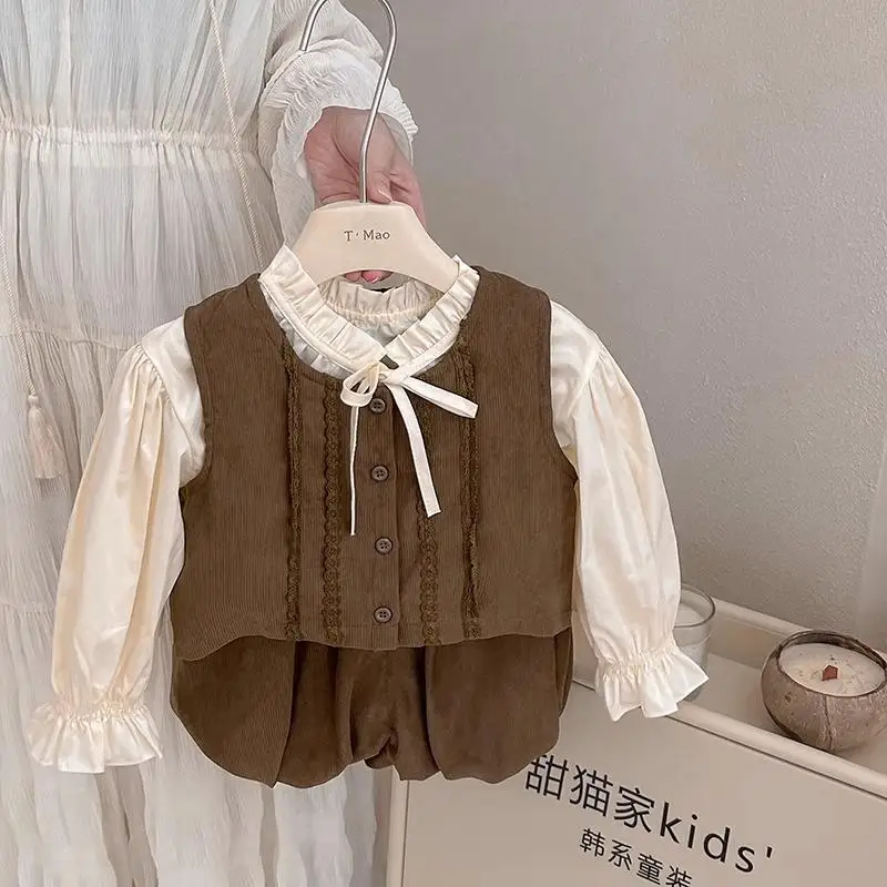 

Girls Corduroy Spring Autumn Clothing Set 2024 New Fashionable Beige Children's Shirt+Khaki Vest+Shorts Three Piece Set Outfits