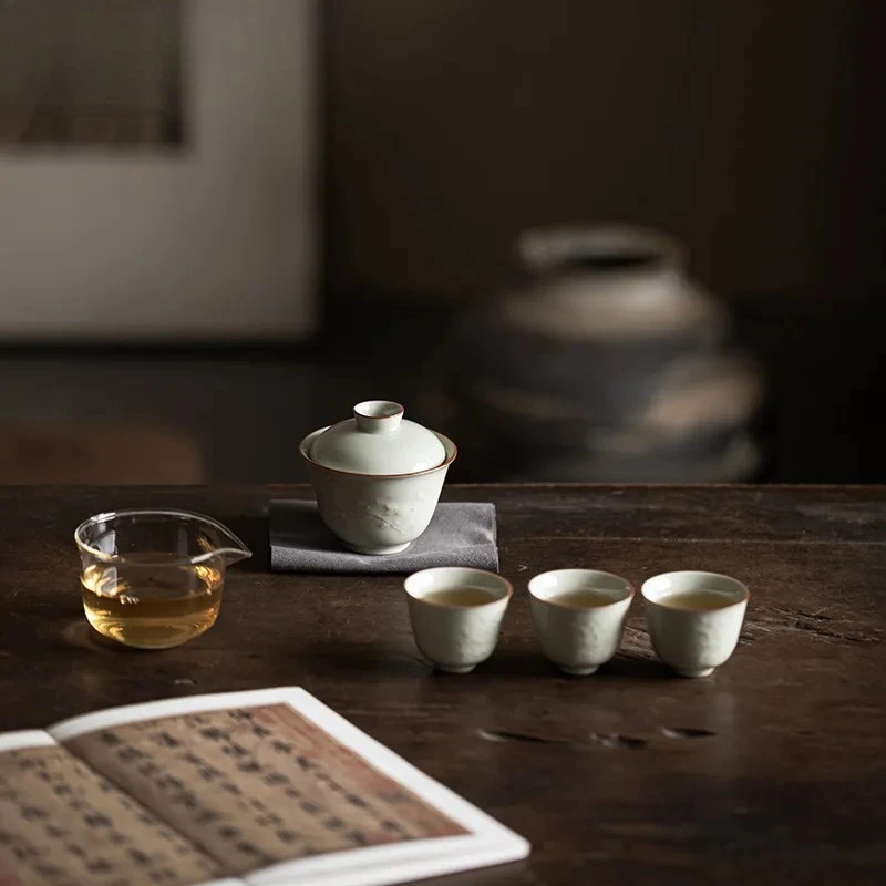 Boutique Handmade Relief Cover Bowl Set Household Three Friends of Winter Tea Set Aesthetic Tea Ceremony Set Cafes Collection view 5