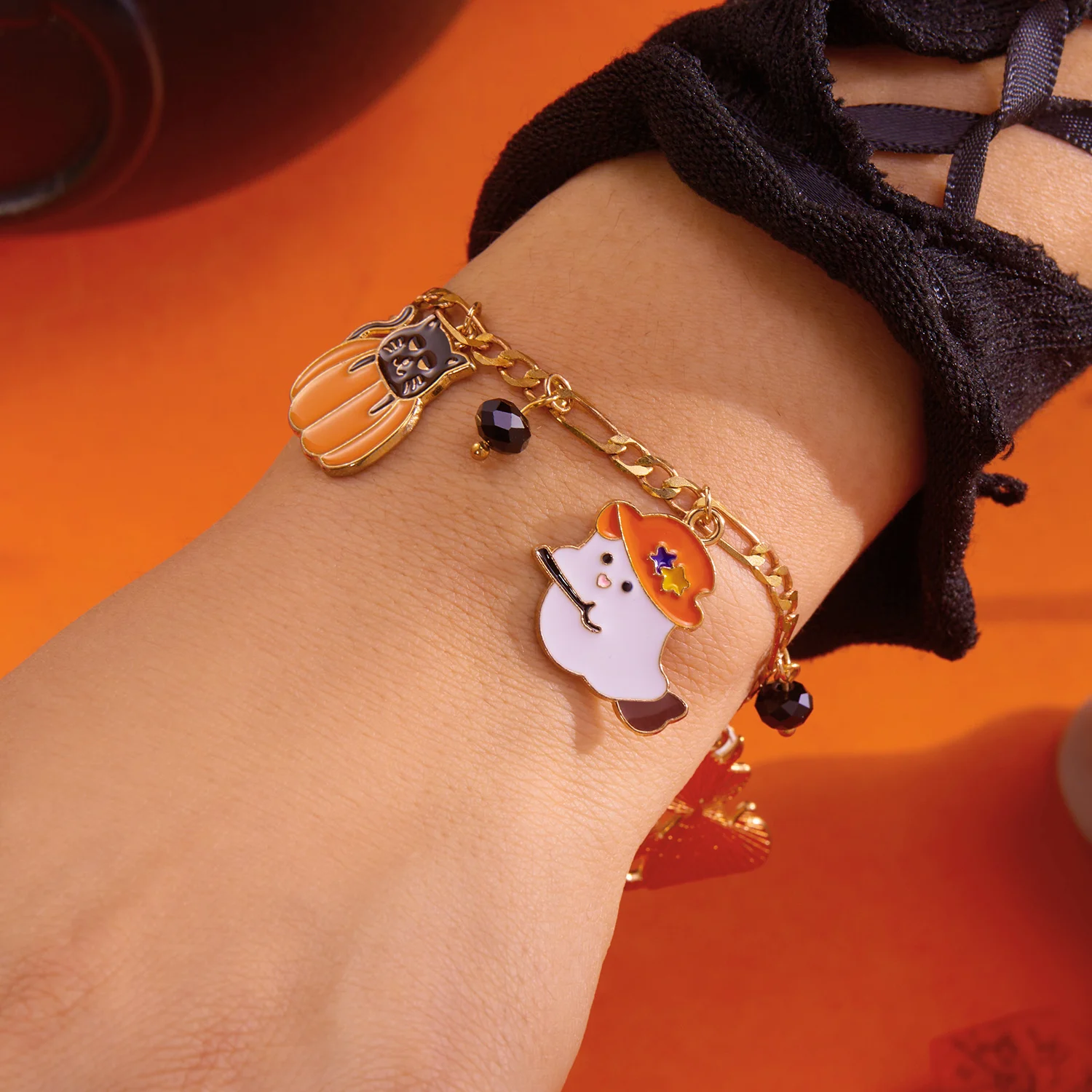 Halloween Gothic Pumpkin Ghost Bat Spider Bracelet for Women Cartoon Skeleton Mummy Cobweb Cat Wrist Chain Party Jewelry Gift