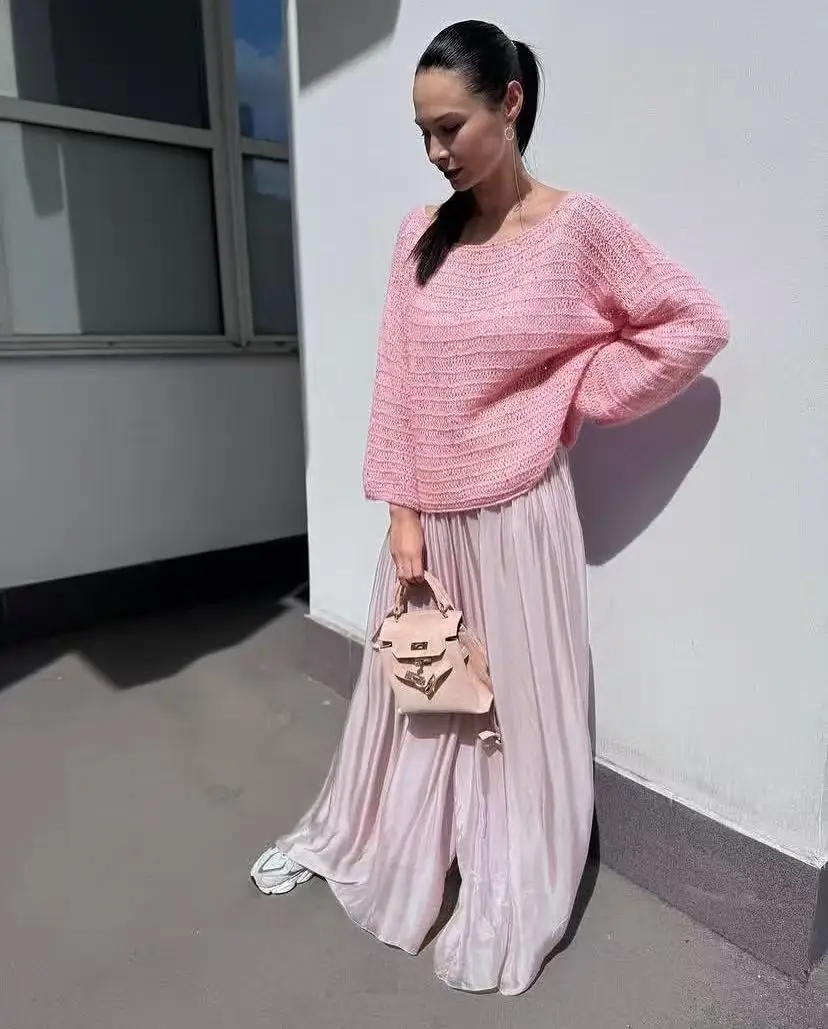 Gentle pink knit sweater, lazy early spring hollowed out sweater for women