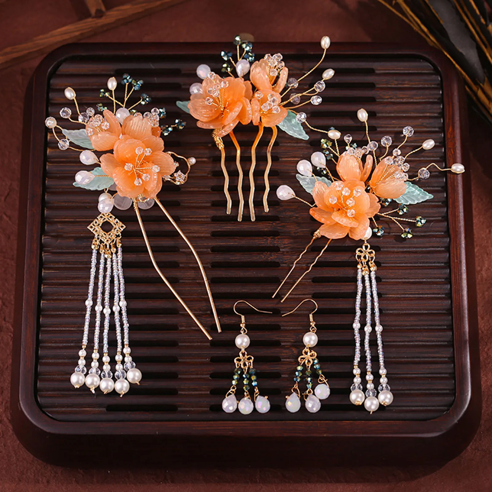 

Luxury Hair Stick Hairpin Set Chinese Bridal Tiaras Hair Jewelry Flower Fringe Hairpin Fairy Pearl Hair Clip Retro Prom Headwear