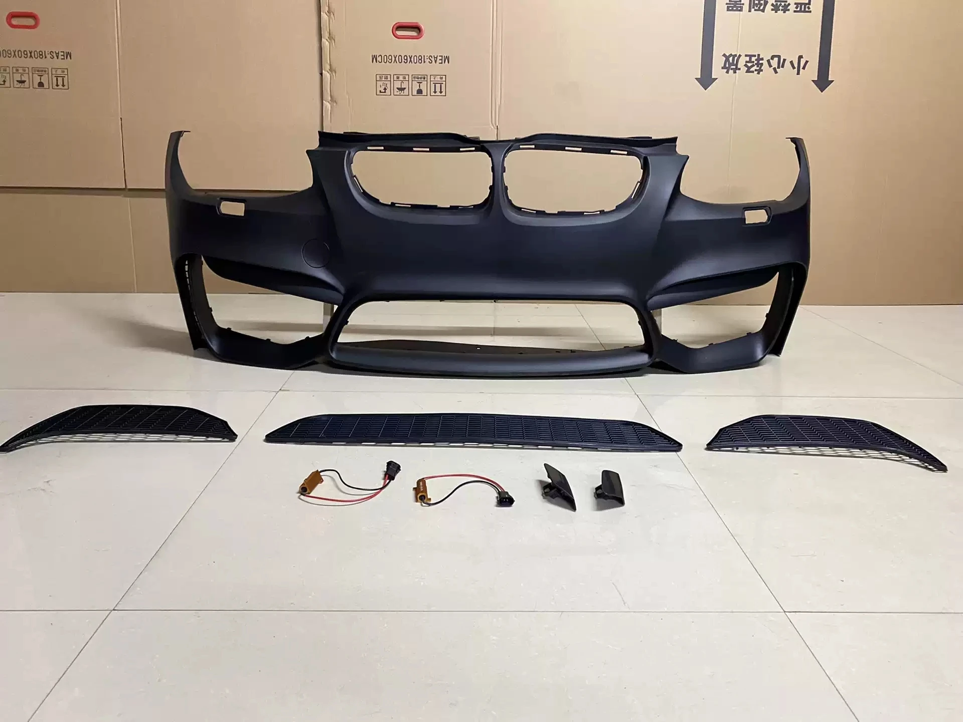 Car surround body kit front bumper for BMW 3 series e92 e93 2005-12 modified M4 lower grill fog lamp cover