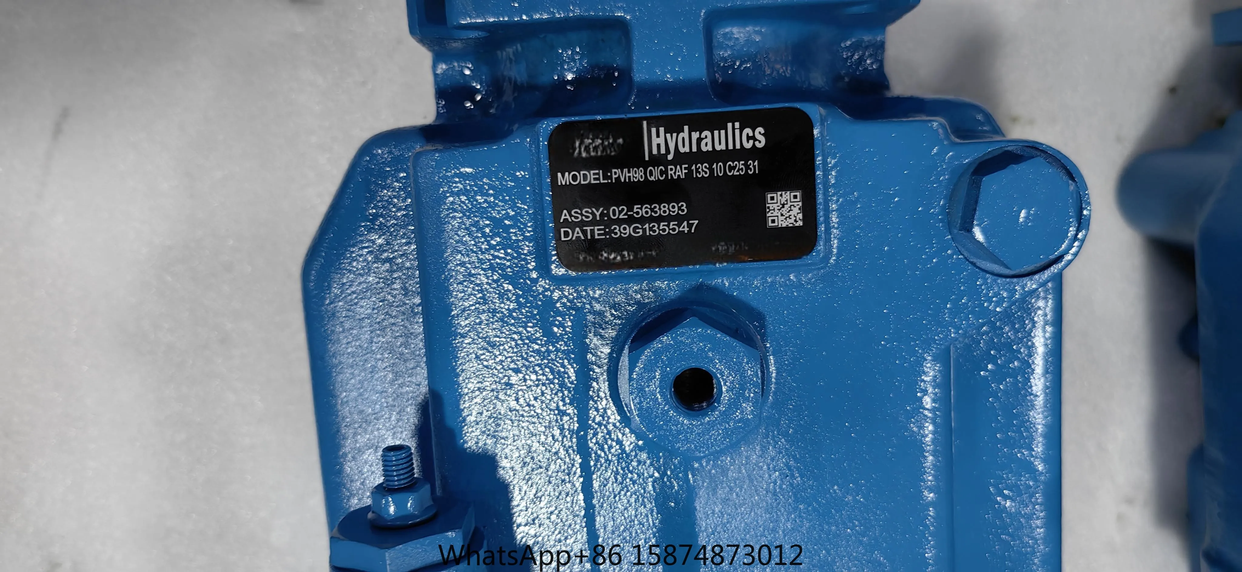 PVH057 PVH074 PVH131 PVH141 Hydraulic Pump Series PVH057QIC-RAF-18S-15-C23T4-31 Variable Piston Pump PVH98Q1CRSF2S10C2531