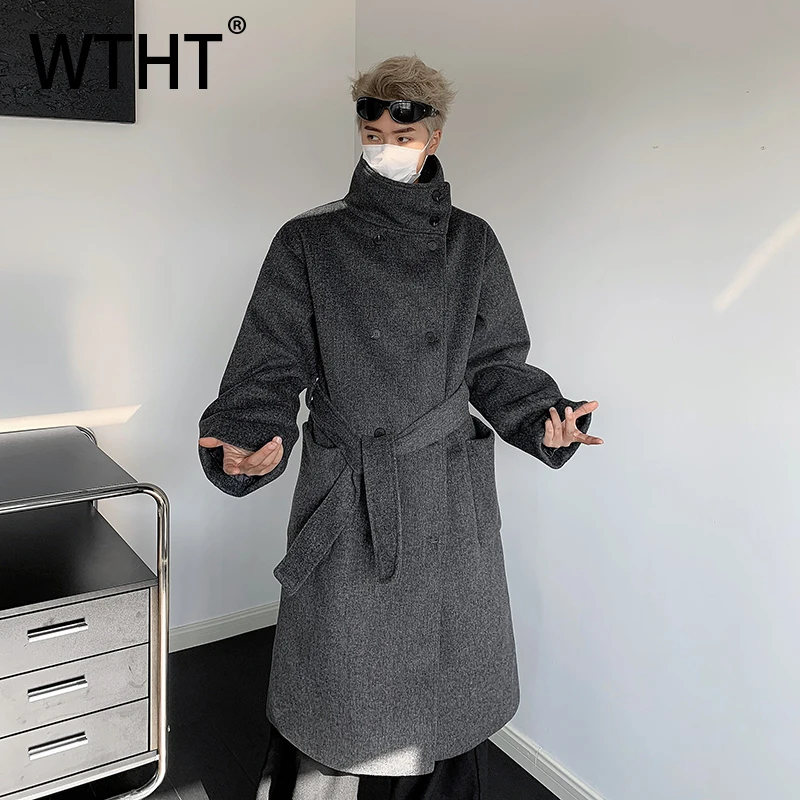 

WTHT Trendy 2025 Winter Men‘s Solid Color Belt Loose Design Coats Fashion Stand Collar Single Breasted Overcoat Male 2A2463