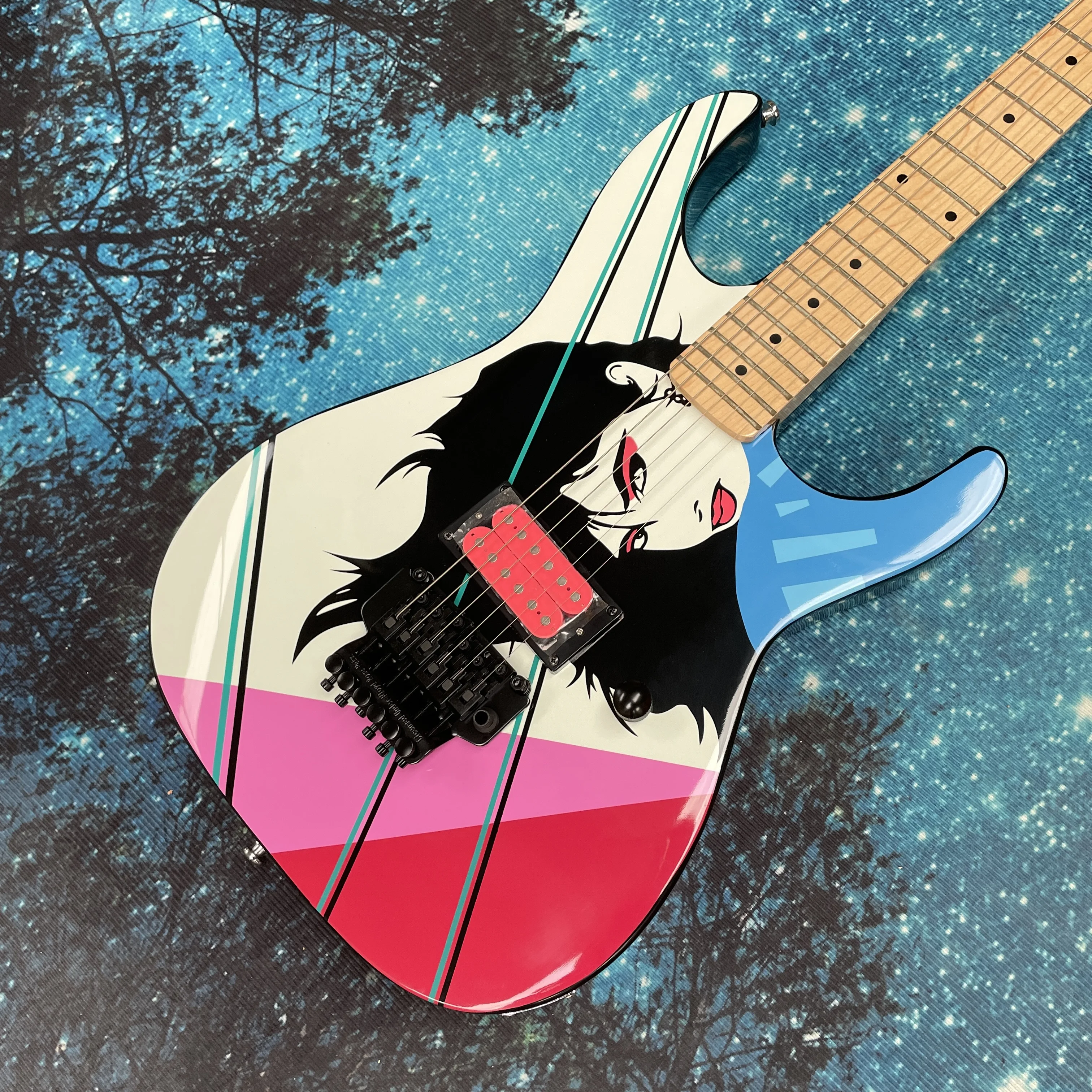 

Электрогитара с индивидуальным дизайном, поддерживающая техники использования вибростика и наклонов струн, 22-клавишная электрогитара для скоростной игры.