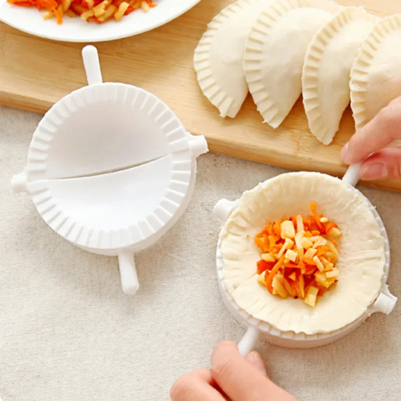 3pcs/Set Plastic Dumplings Maker Mold Hand Dough Press Dumpling Clip DIY Ravioli Pie Mould Maker Kitchen Pastry Tools