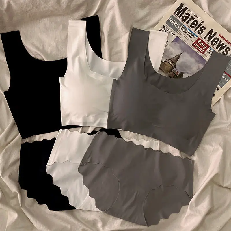 

1Set Girls Training Bras Panties Children Seamless Ice Silk Underwear Sets Teens Students Bra and Panties Girl Vest Sets 40-70kg