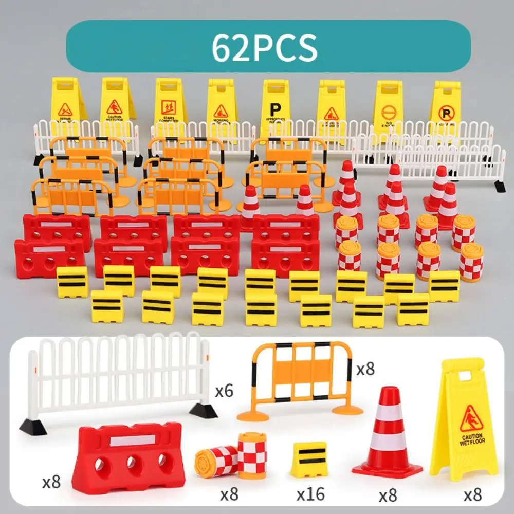 Cognition-Mini conos de tráfico de plástico para niños, 24/40/62 piezas, modelo de escena de calle, señales de carretera, vallas de estacionamiento, barra transversal, enseñanza temprana