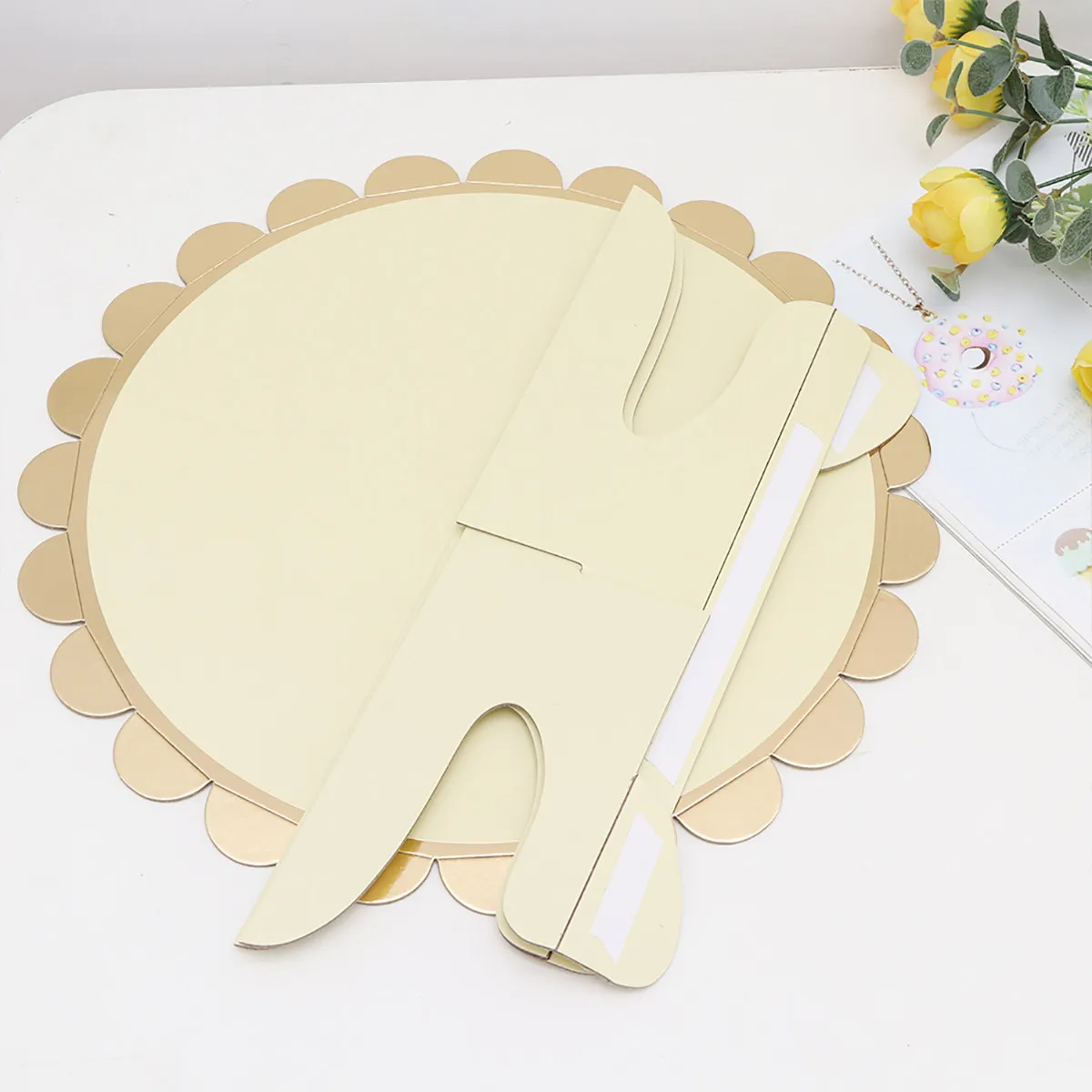 3Pcs Cake Stand Paper Single-Tier Foldable Display for Parties Weddings Showers Disposable Cake Display Stand Blue Yellow
