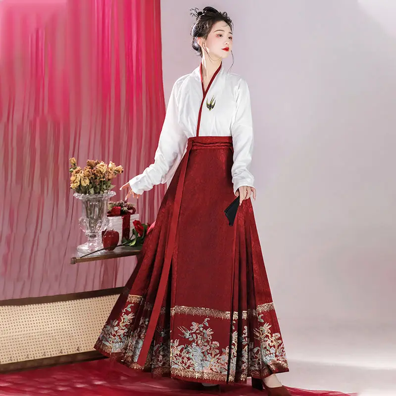 

Yourqipao Chinese Ming Dynasty Burgundy Horse Face Skirt Traditional China Women Hanfu Ancient Wedding Reception Party Dresses