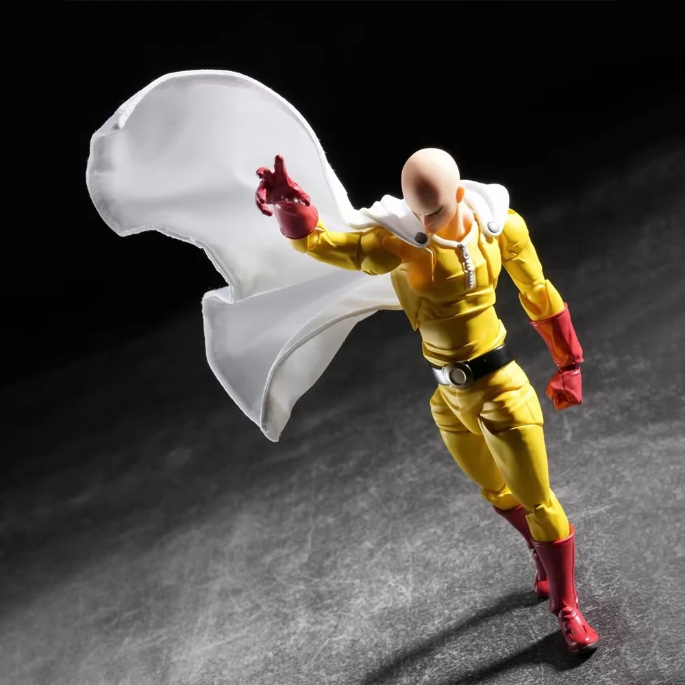 ฟิกเกอร์อนิเมะวันพันช์แมน ไซตามะ รุ่น Revoltech จาก Kaiyodo ของสะสมจากคอลเลกชัน Amazing Yamaguchi รูปปั้นโมเดลของเล่นตกแต่ง ของขวัญ
