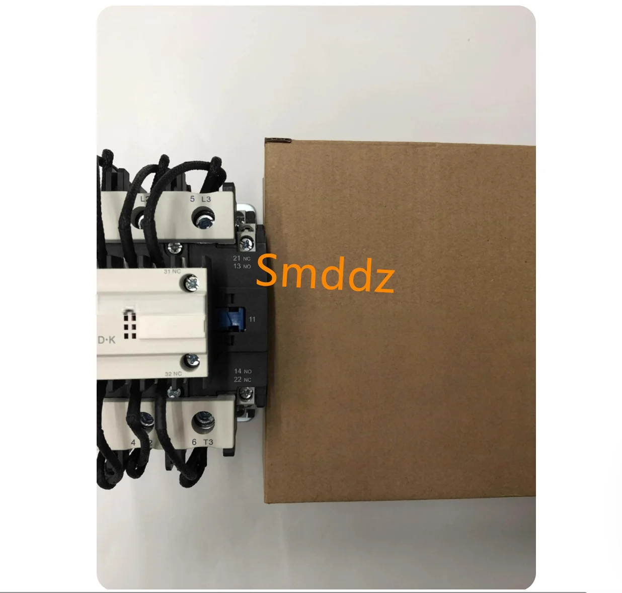 1 piece, capacitor contactor,  LC1DPK12   LC1DMK11   LC1DGK11   voltage:    220V    110V    380V    24V