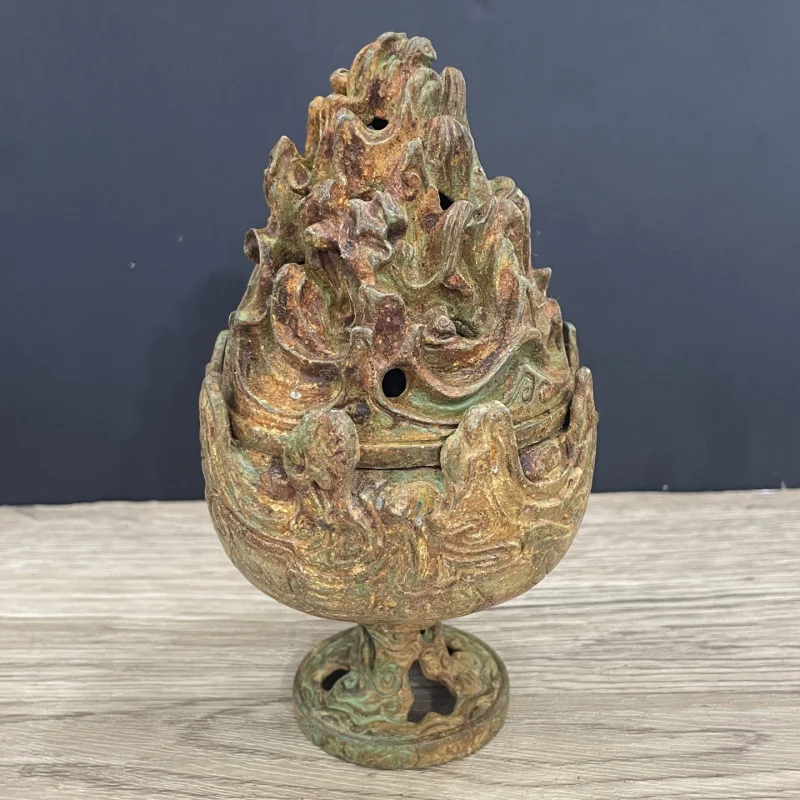 Ancient Han Dynasty flame-shaped Boshan , sandalwood incense , aromatherapy burner, home indoor bronze incen