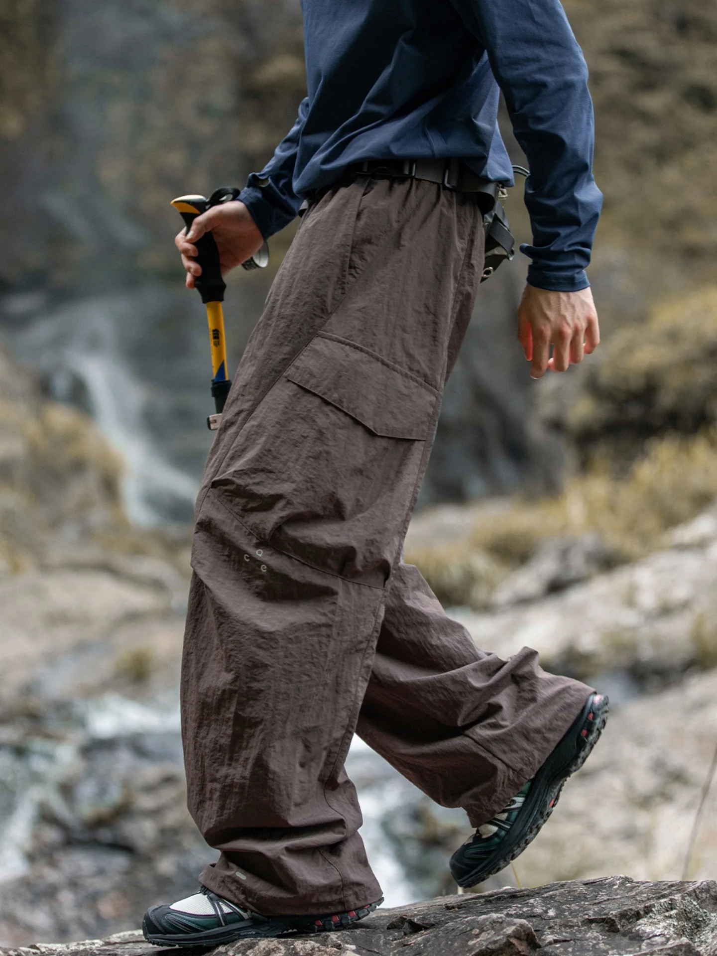 

Mountain Outdoor Waterproof Work Pants Season Silhouette Loose Machete Casual Pants Large Pockets Straight Long Pants