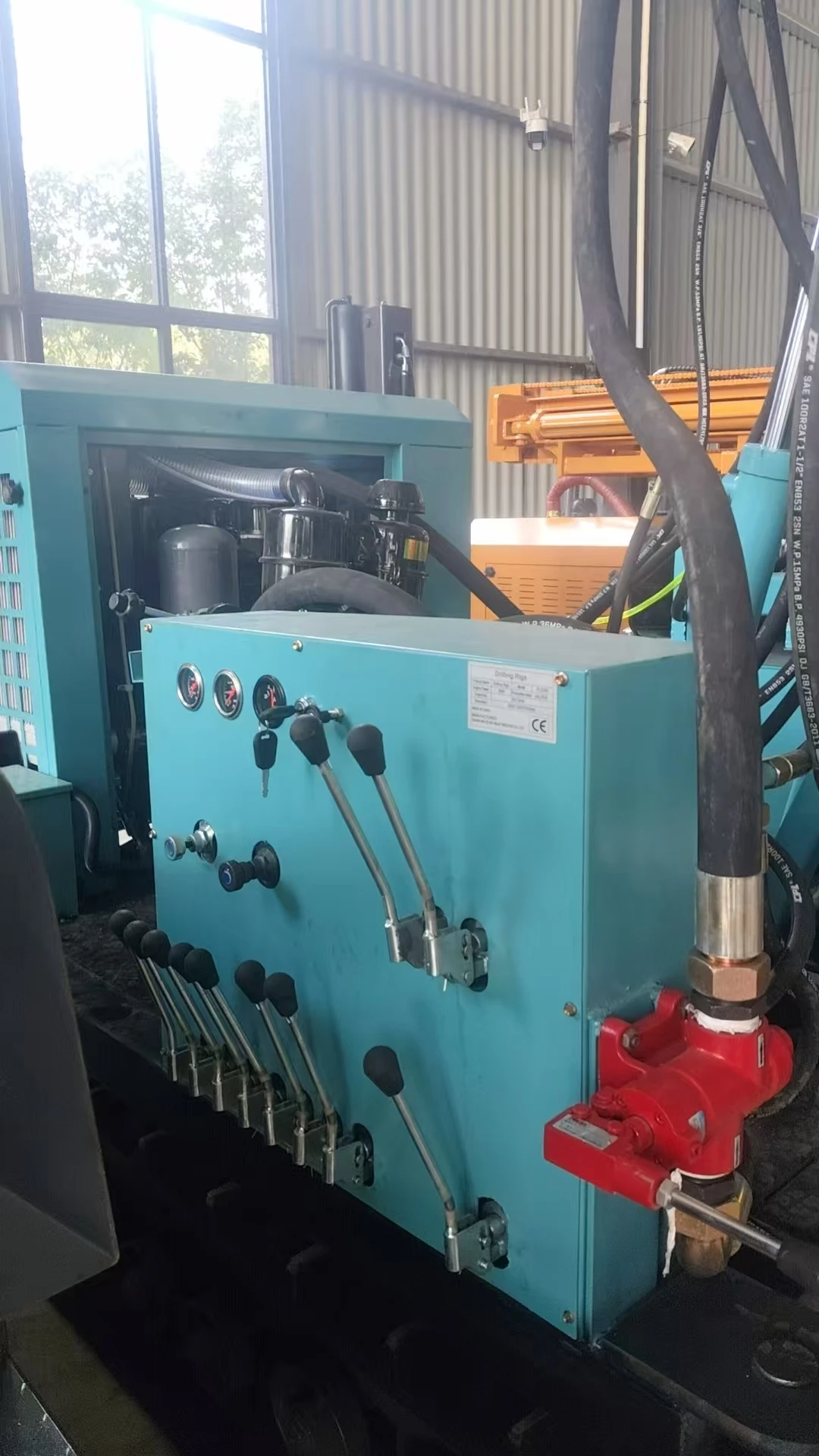 カスタマイズ可能なベストセラー掘削装置、水井戸掘削設備、300m携帯型掘削装置（水井戸建設用）